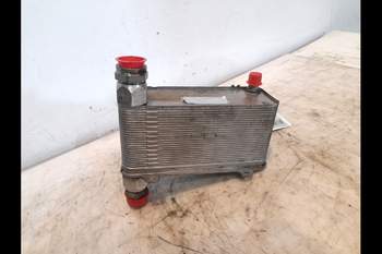 salg af John Deere 7530  Oil Cooler