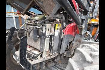 salg af Case Farmall 115A traktor