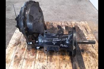 salg af Case Farmall 115A RIGHT Rear Half Axle