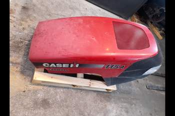 salg af Motorhjelm Case Farmall 115A