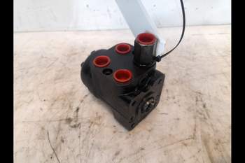 salg af Case Farmall 115A  Steering Unit