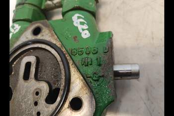 salg af John Deere 6620  Remote control valve