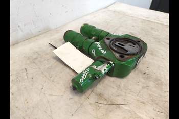 salg af John Deere 6620  Remote control valve