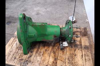 salg af John Deere 6620 LEFT Rear Half Axle