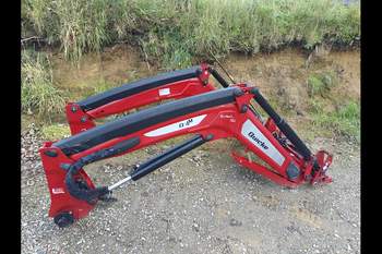 salg af Case Farmall 115c traktor