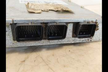 salg af ECU Case Farmall 115c