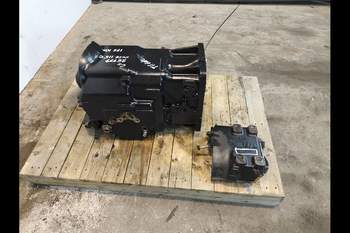 salg af Case Farmall 115c  Transmission