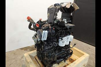 salg af Case Farmall 115c  Engine