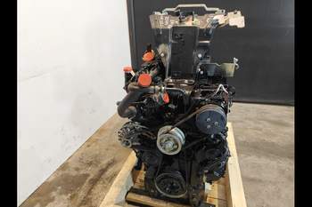 salg af Case Farmall 115c  Engine