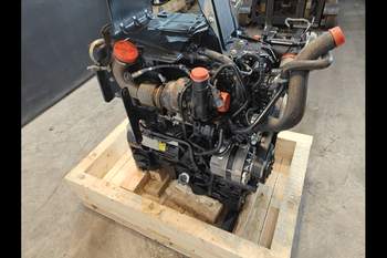 salg af Case Farmall 115c  Engine