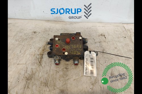 salg af New Holland T6.160  Hydraulic Valve support