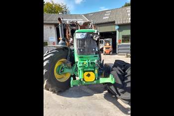 salg af John Deere 6R 250 traktor