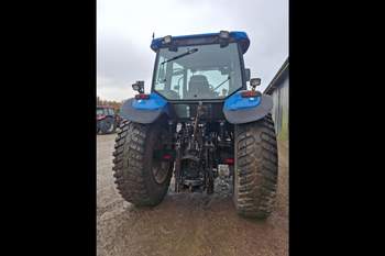 salg af New Holland TM155 traktor