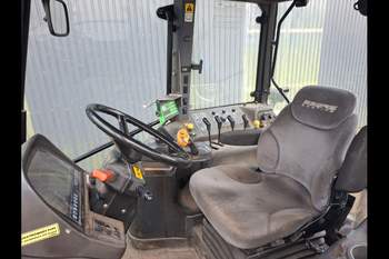 salg af New Holland TM155 traktor