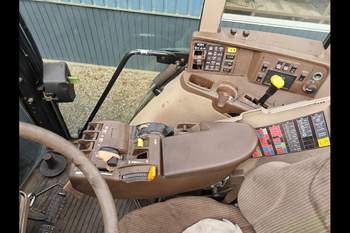 salg af John Deere 6920 traktor