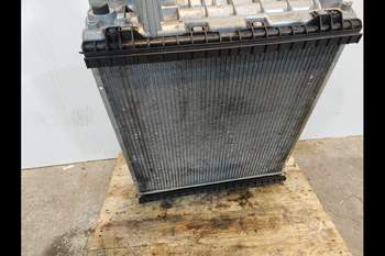 salg af John Deere 6920  Water Radiator