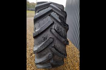 salg af Deutz-Fahr Agrotron M620 LEFT Tire