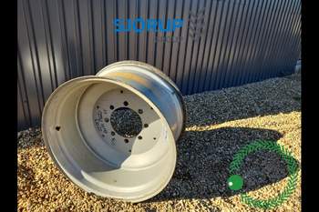 Deutz-Fahr Agrotron M620 LEFT Front Rim