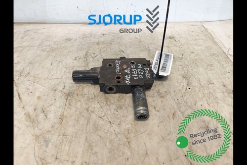 salg af Deutz-Fahr Agrotron M620  Remote control valve