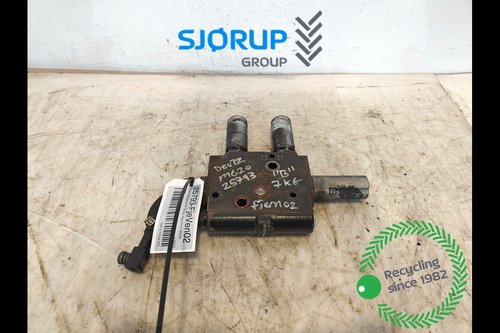 salg af Deutz-Fahr Agrotron M620  Remote control valve