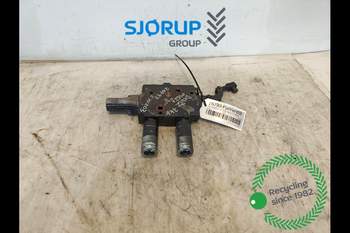 Deutz-Fahr Agrotron M620  Remote control valve