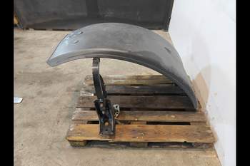 salg af Deutz-Fahr Agrotron M620 RIGHT Front Fender