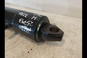 salg af Deutz-Fahr Agrotron M620 RIGHT Lift Cylinder