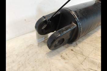 salg af Deutz-Fahr Agrotron M620 RIGHT Lift Cylinder