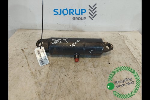 salg af Deutz-Fahr Agrotron M620 LEFT Lift Cylinder