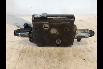 salg af Deutz-Fahr Agrotron M620  Hydraulic lift valve