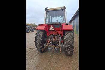 salg af Massey Ferguson 698 traktor