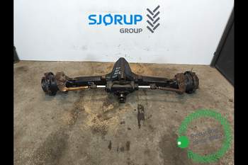 Case MX135  Front Axle