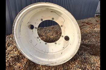 salg af New Holland T6.180 LEFT Front Rim