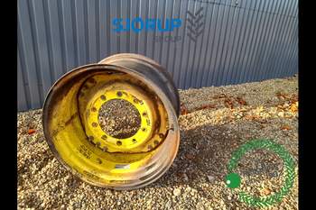 John Deere 7810 RIGHT Front Rim