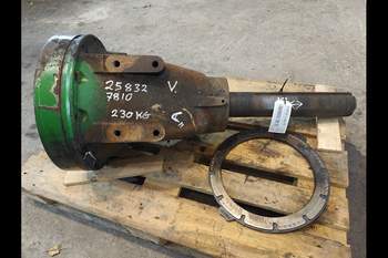 salg af John Deere 7810 LEFT Rear Half Axle