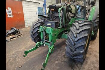 salg af John Deere 6830 traktor