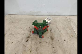 salg af John Deere 6830  Suspension control valve