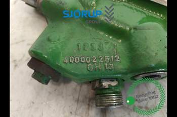 John Deere 6830  Hydraulic lift valve