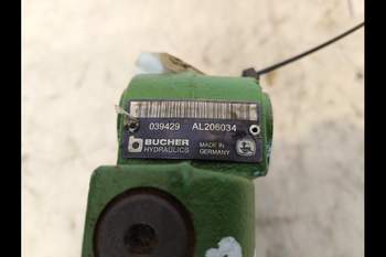 salg af John Deere 6830  Power Beyond valve