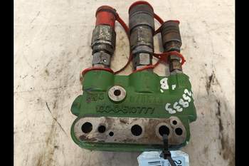 salg af John Deere 6830  Power Beyond valve