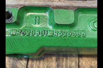 salg af John Deere 6830  Cylinder Head