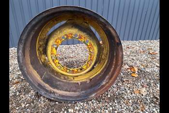 salg af John Deere 6920 RIGHT Front Rim