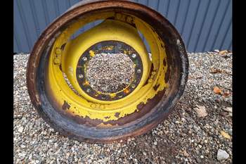 salg af John Deere 6920 LEFT Front Rim