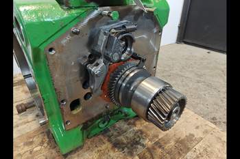 salg af Hinterachsen John Deere 6420 S 