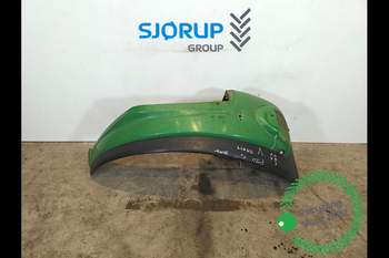 John Deere 6420 S LEFT Rear Fender