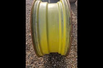 salg af John Deere 6420 S LEFT Rear Rim