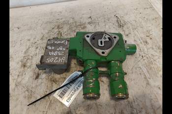 salg af John Deere 6420 S  Remote control valve