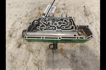 salg af John Deere 6420 S  Hydraulic valve