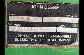 salg af John Deere 6195 R  Disassembled front axle