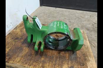 salg af John Deere 6195 R  Front axle house